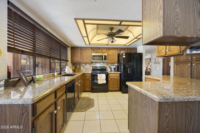 1913 E LA VIEVE Lane, Tempe, AZ 85284