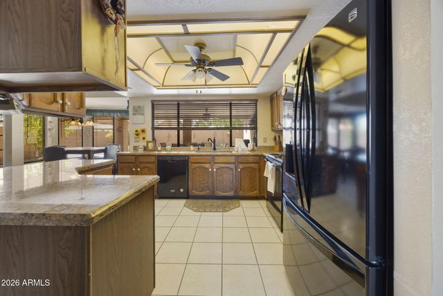 1913 E LA VIEVE Lane, Tempe, AZ 85284