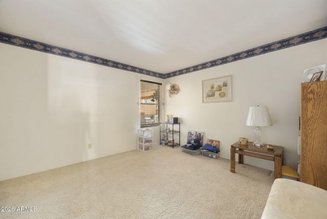 1913 E LA VIEVE Lane, Tempe, AZ 85284