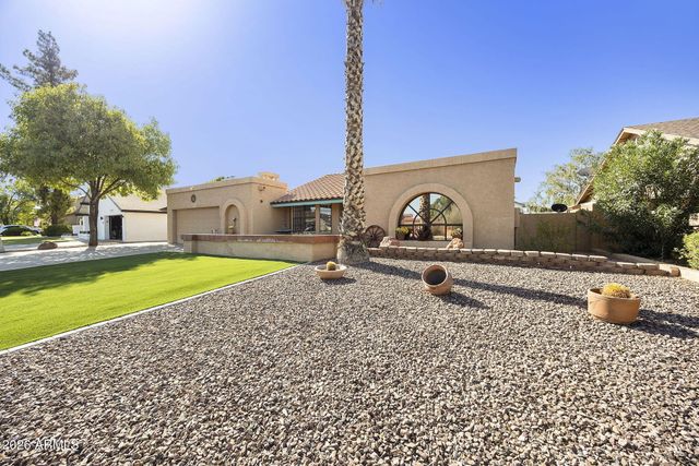 1913 E LA VIEVE Lane, Tempe, AZ 85284
