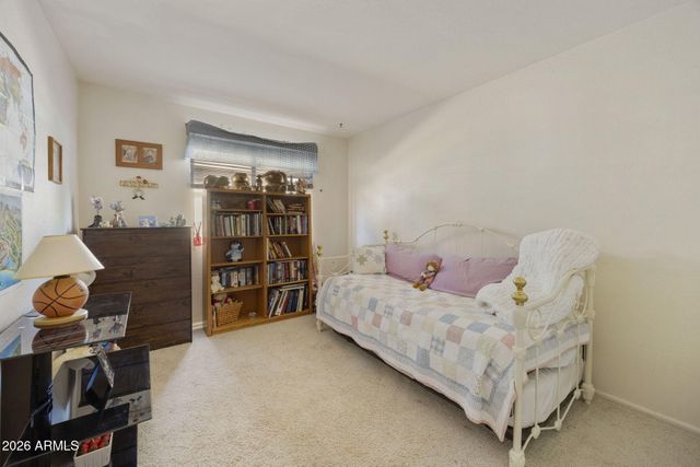 1913 E LA VIEVE Lane, Tempe, AZ 85284