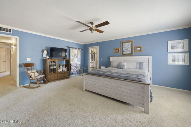 1913 E LA VIEVE Lane, Tempe, AZ 85284