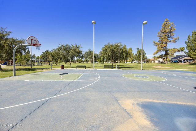 1913 E LA VIEVE Lane, Tempe, AZ 85284
