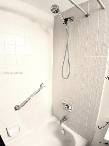 10456 NW 24th Pl 206, Sunrise, FL 33322