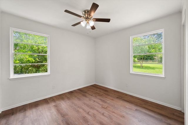 2040 Bowie Drive, Corsicana, TX 75110