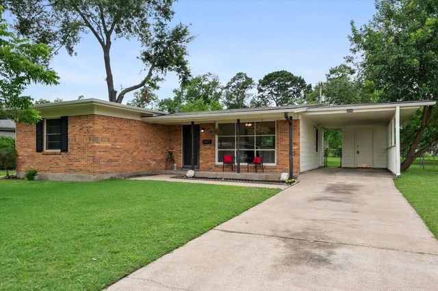 2040 Bowie Drive, Corsicana, TX 75110