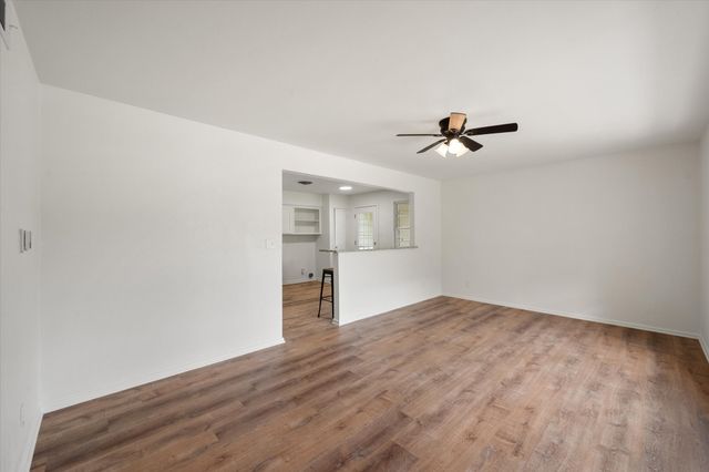 2040 Bowie Drive, Corsicana, TX 75110