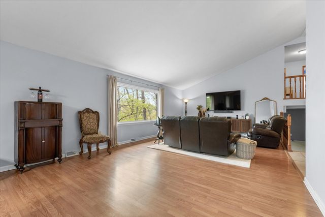1401 RIDGEMONT CT, Columbia, MO 65203