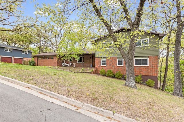 1401 RIDGEMONT CT, Columbia, MO 65203