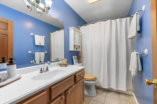 1401 RIDGEMONT CT, Columbia, MO 65203