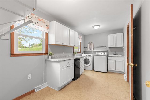 1401 RIDGEMONT CT, Columbia, MO 65203