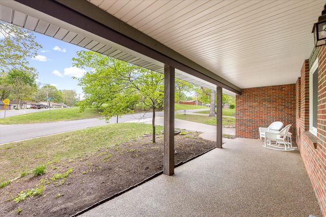 1401 RIDGEMONT CT, Columbia, MO 65203