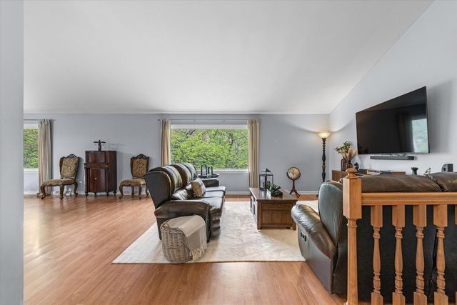 1401 RIDGEMONT CT, Columbia, MO 65203
