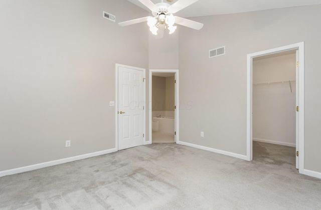 2625 Rustling Oak Boulevard, Hilliard, OH 43026