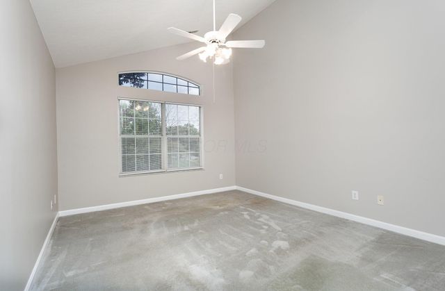 2625 Rustling Oak Boulevard, Hilliard, OH 43026