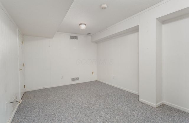 2625 Rustling Oak Boulevard, Hilliard, OH 43026