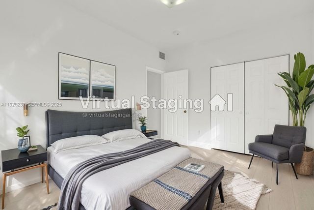 963 SW 6th St 2, Miami, FL 33130