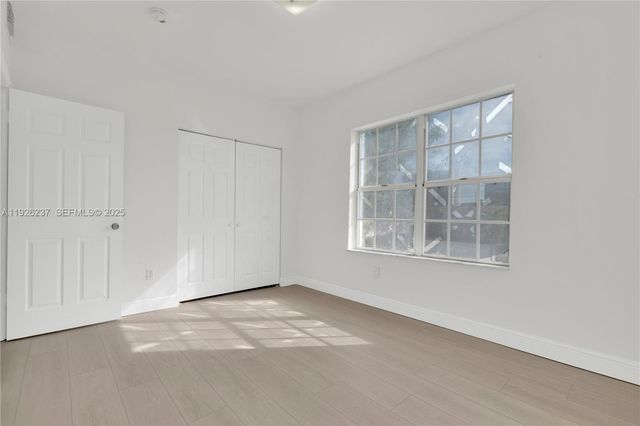 963 SW 6th St 2, Miami, FL 33130