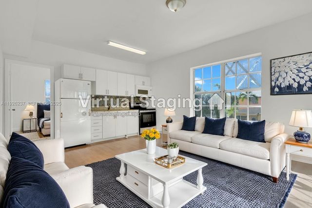 963 SW 6th St 2, Miami, FL 33130