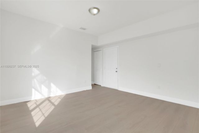 963 SW 6th St 2, Miami, FL 33130