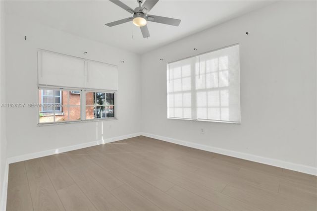 963 SW 6th St 2, Miami, FL 33130