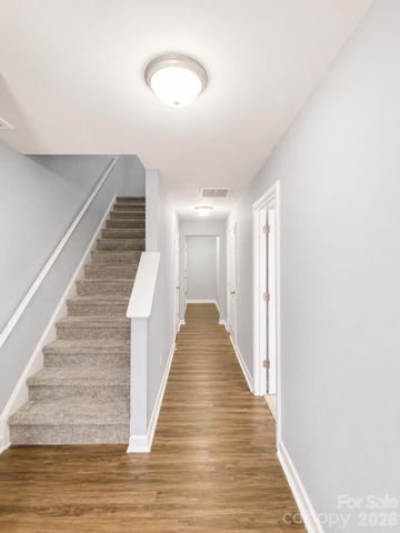 9815 Treeside Lane, Matthews, NC 28105