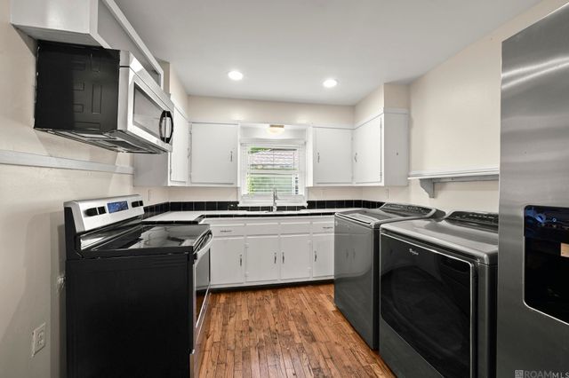 975 Rittiner Dr, Baton Rouge, LA 70806