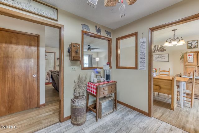 1014 Cedar Hills Drive, Church Hill, TN 37642