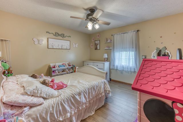 1014 Cedar Hills Drive, Church Hill, TN 37642