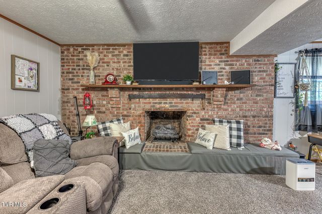 1014 Cedar Hills Drive, Church Hill, TN 37642