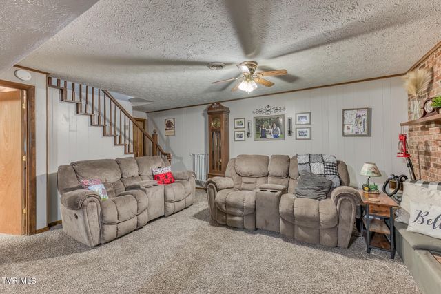 1014 Cedar Hills Drive, Church Hill, TN 37642