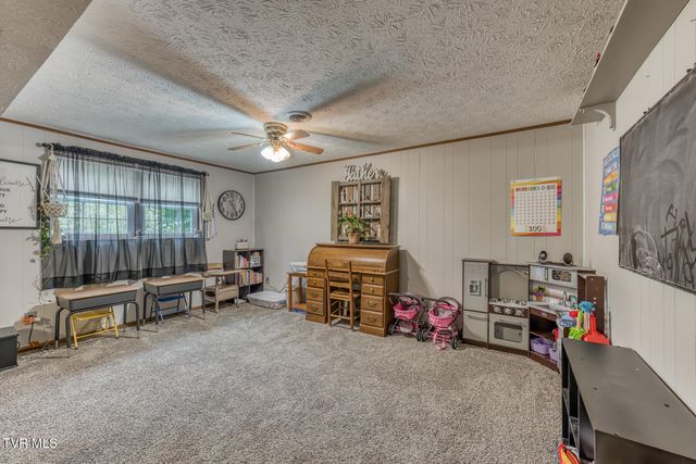 1014 Cedar Hills Drive, Church Hill, TN 37642