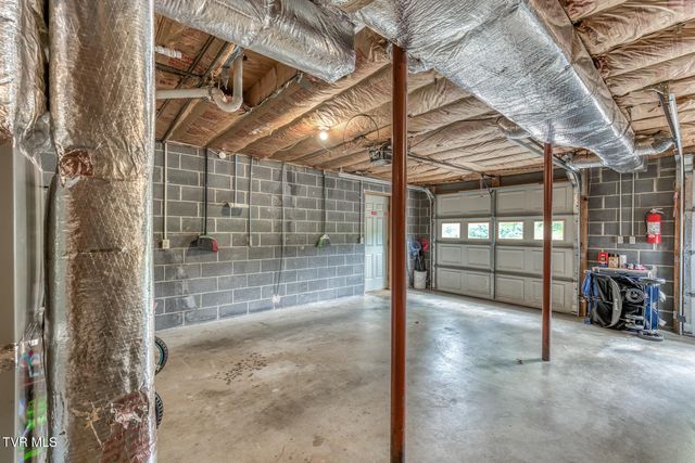1014 Cedar Hills Drive, Church Hill, TN 37642