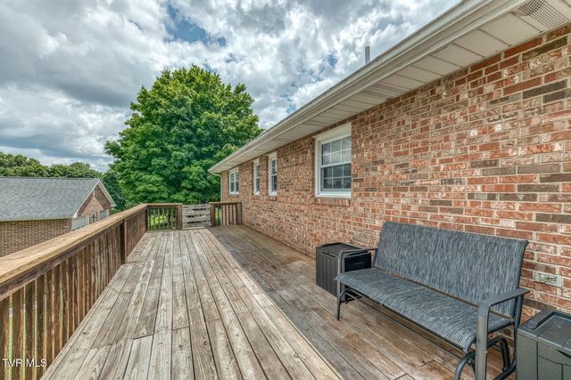 1014 Cedar Hills Drive, Church Hill, TN 37642