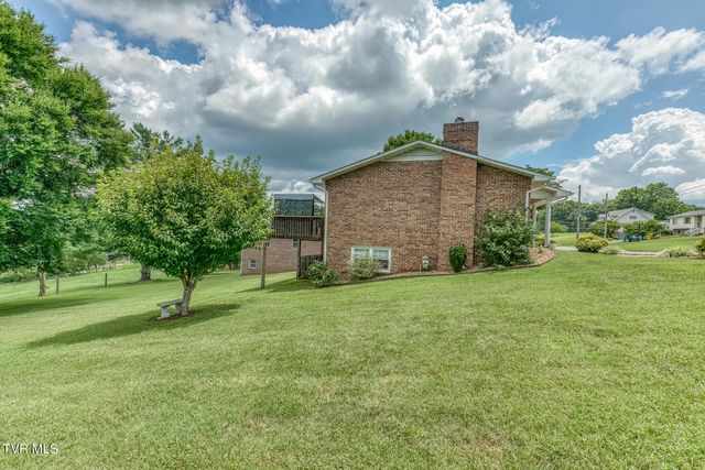 1014 Cedar Hills Drive, Church Hill, TN 37642