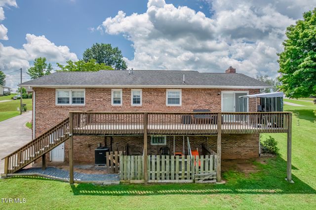 1014 Cedar Hills Drive, Church Hill, TN 37642