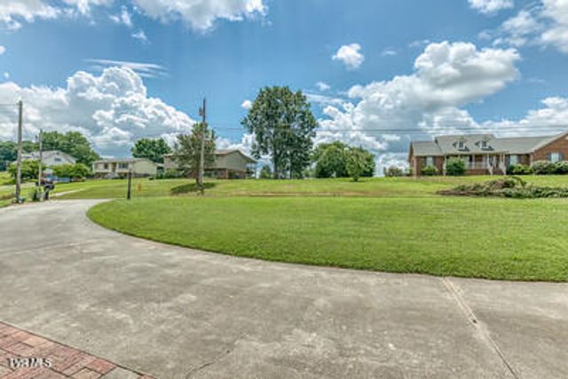 1014 Cedar Hills Drive, Church Hill, TN 37642