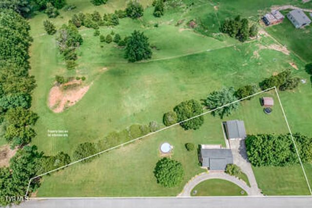 1014 Cedar Hills Drive, Church Hill, TN 37642