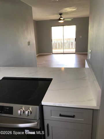 207 Bristol Lane 207, Melbourne, FL 32935