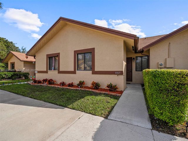 11065 NW 38th Pl, Sunrise, FL 33351