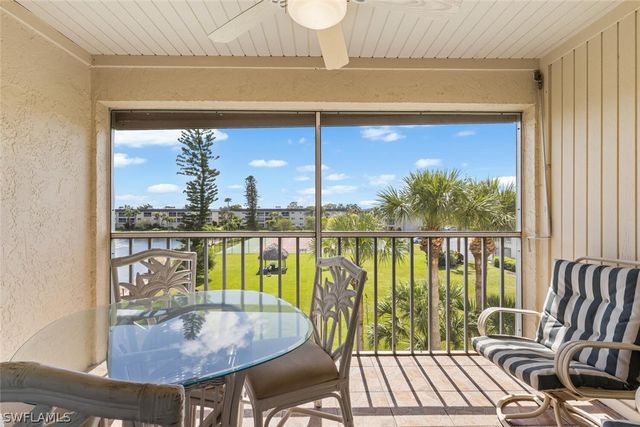 1004 Manatee RD H306, Naples, FL 34114