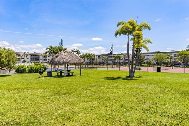 1004 Manatee RD H306, Naples, FL 34114