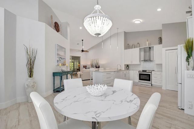 6189 Petunia Road, Delray Beach, FL 33484