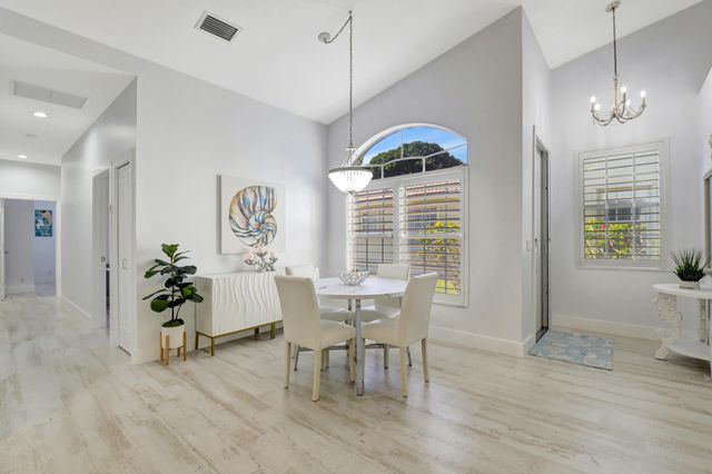 6189 Petunia Road, Delray Beach, FL 33484