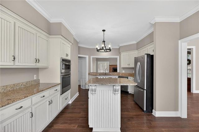 135 Oakland Court, Tallapoosa, GA 30176