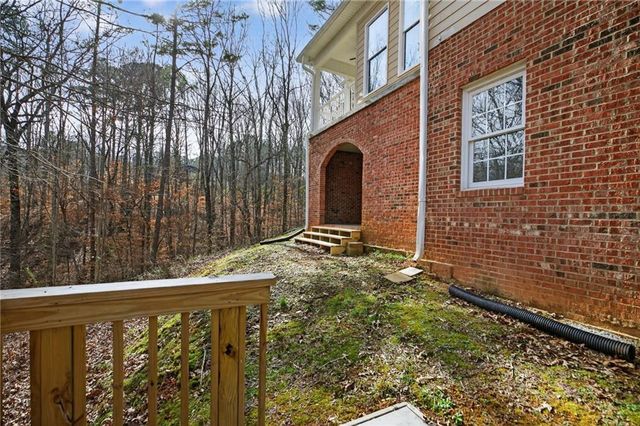 135 Oakland Court, Tallapoosa, GA 30176