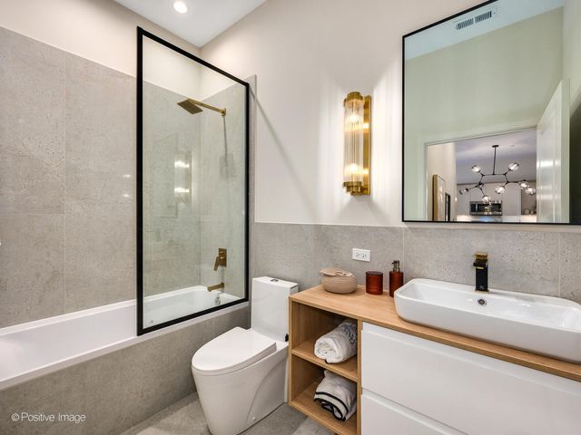 11 W Prospect Avenue 314, Mount Prospect, IL 60056