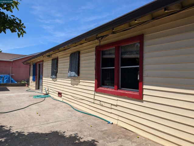 2113 Abbott Ave, Pittsburg, CA 94565