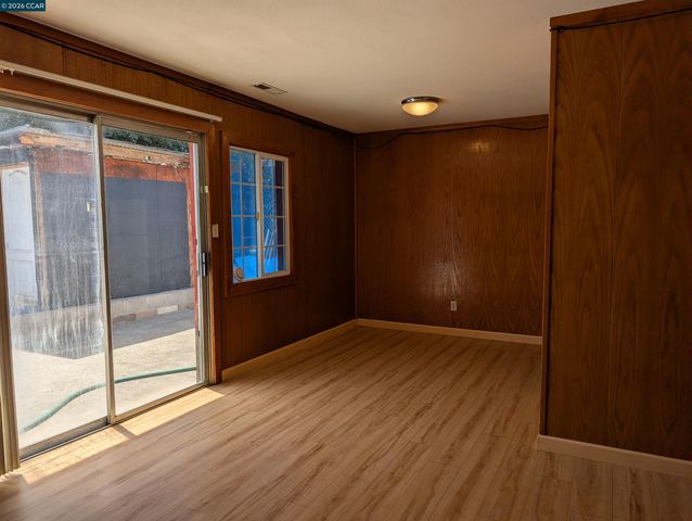 2113 Abbott Ave, Pittsburg, CA 94565