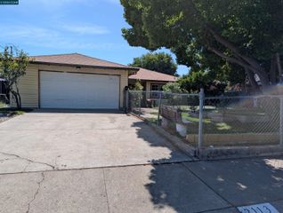 2113 Abbott Ave, Pittsburg, CA 94565